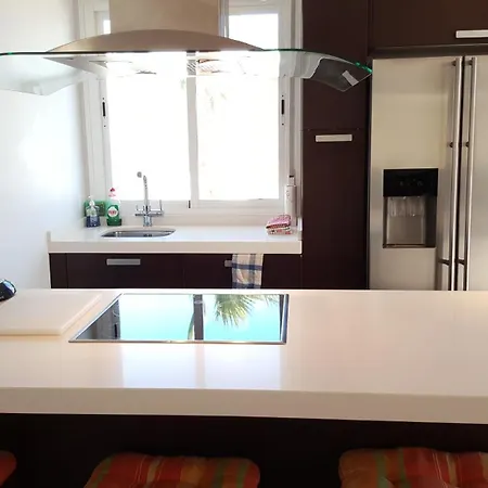 Villa Con Piscina Privada, A 35 Km De Playas, Vistas A La Montana, Wifi *